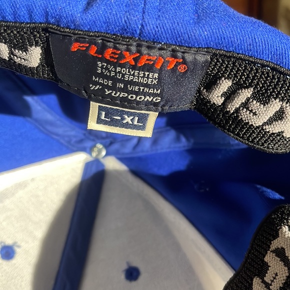 Baseball cap - Picture 3 of 7